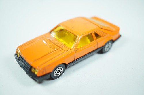 Corgi juniors ford - corgi, mustang