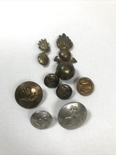 Military Badges Buttons ROYAL