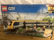 LEGO CITY: Passenger Train