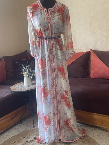 White floral chiffon - , 07/26