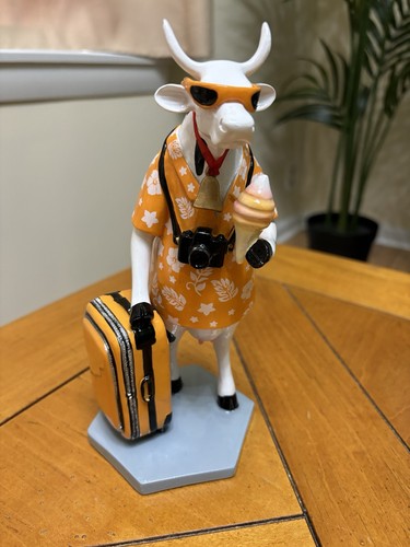 Cow parade mile high traveler - mile,