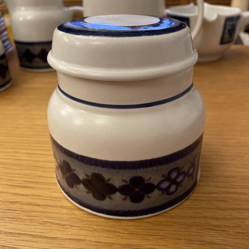Royal doulton lambeth - royal,
