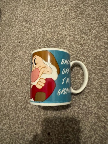 Disney snow white grumpy - white,