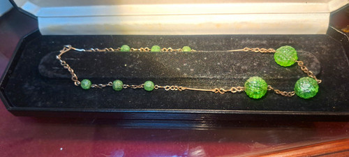 Art deco green glass round - ,