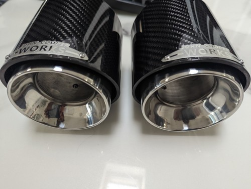 Carbon fibre chrome silver - carbon,