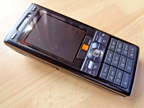 Genuine sony ericsson k800i - genuine,