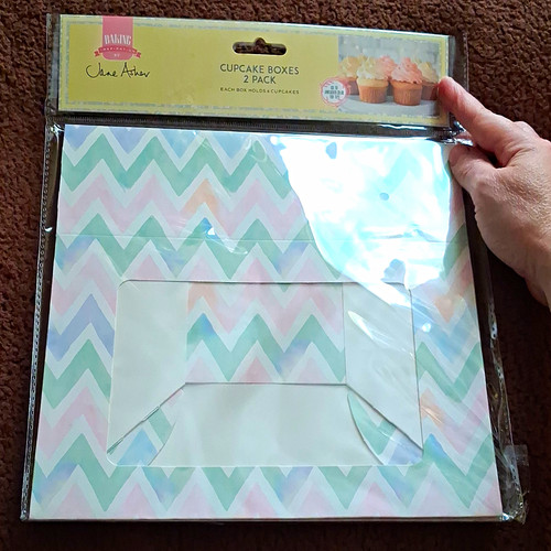 Jane asher chevron cardboard - chevron,