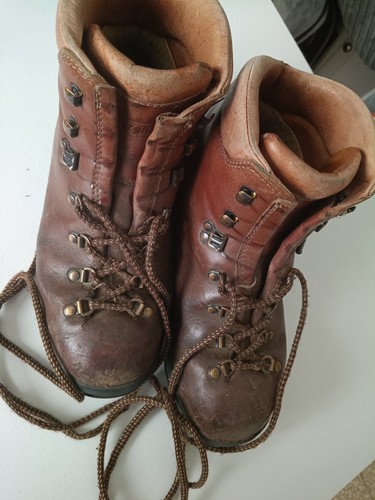 Berghaus leather vintage - berghaus,