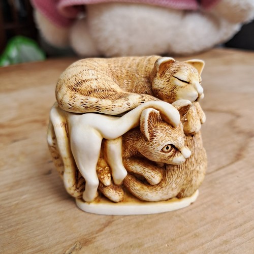 Vintage harmony kingdom - kingdom, cats