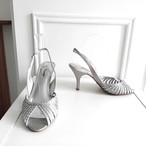 Dune silver diamante satin