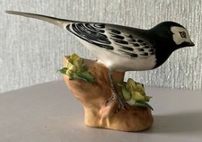 CROWN STAFFORDSHIRE BIRD PIED WAGTAIL No. 274 PORCELAIN MATT FINISH PERFECT
