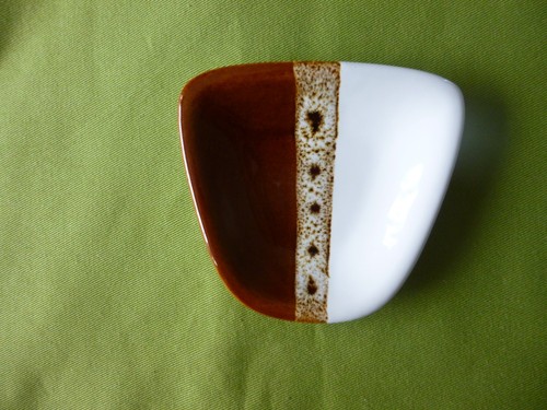Rare brown white poole - brown, &