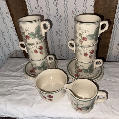 Wedgwood raspberry cane - raspberry, tea