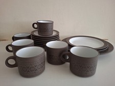 17 Pieces Hornsea Brown