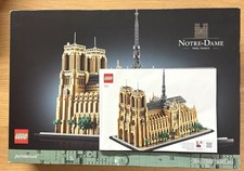 LEGO ARCHITECTURE: Notre-Dame De Paris (21061)