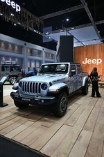 Car Photo 12x8 - Jeep