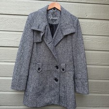 Guess Women's Black and White