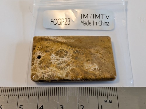 110cts sea fossil coral - 110cts,