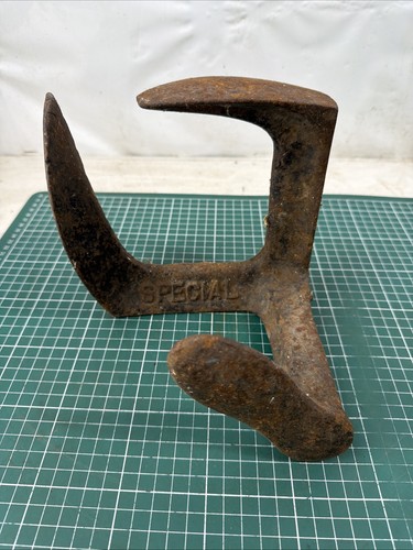 Vintage cast iron cobblers - cast,