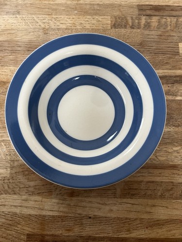 Vintage cornishware type bowl - cornishware,