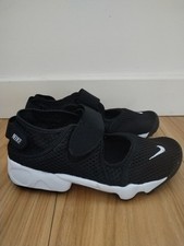 New Nike Air Rifts Black and White  Trainers - Size 5.5 - Brand New 