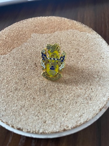Aveley football club badge - club,
