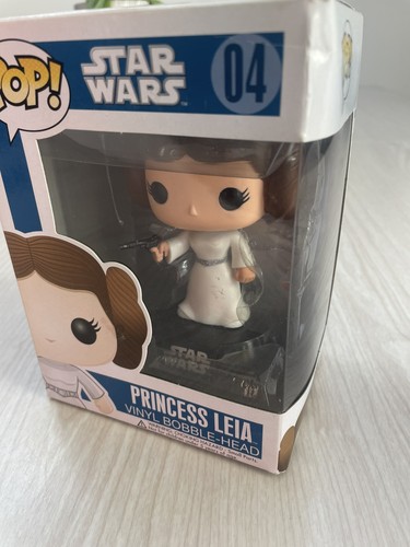 Princess leia large font - large, star