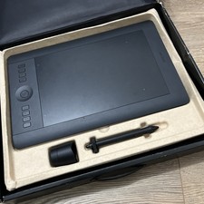 Wacom Intuos Pro Medium PTH-651 Graphics Tablet Photography Design
