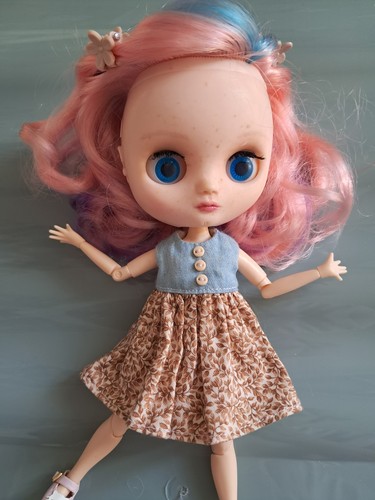 Customised middie blythe - 🤍,