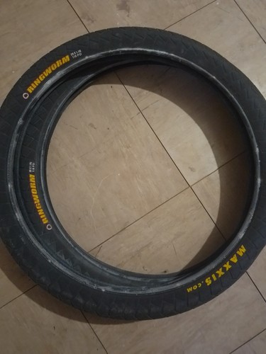 Maxxis ringworm tyres pair - ringworm, 20