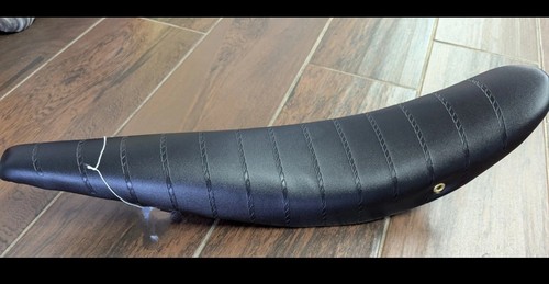 New banana seat black - new,