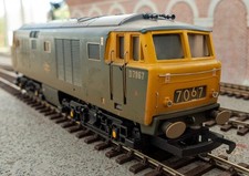 Hornby R2423 Hymek Body, 3