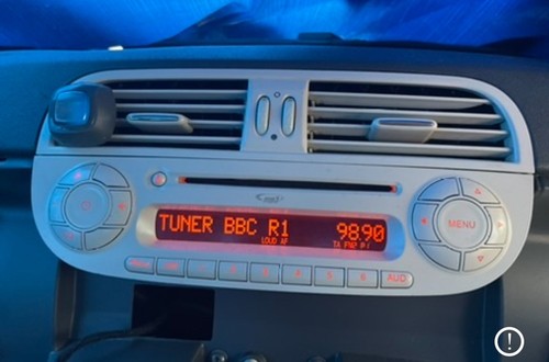 Genuine fiat 500 radio cd - -,