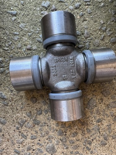 Spicer universal joint - universal, u-joint
