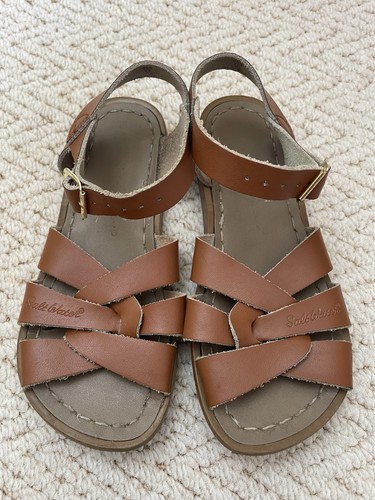 Salt water childrens - salt, sandals