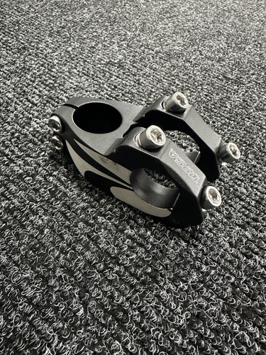 Black tioga factory task - black,