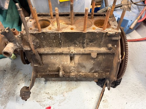 Reliant 750 engine spares - 750,