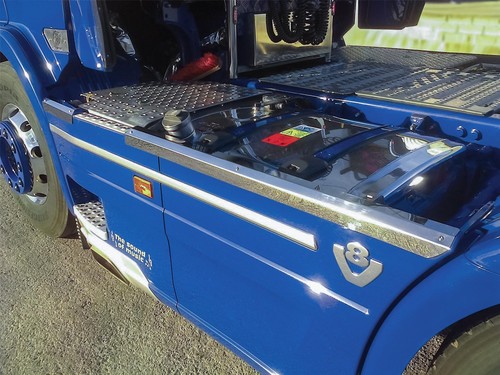 Double drive side skirt - drive,