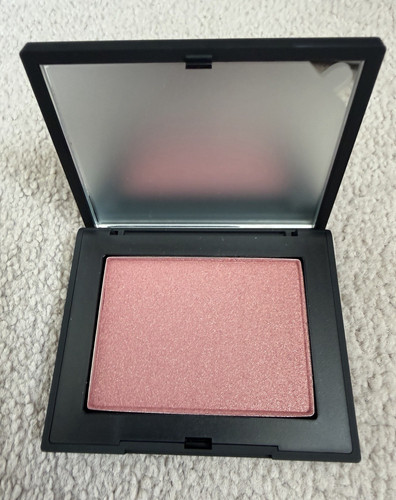 Nars mad love powder blush - love,