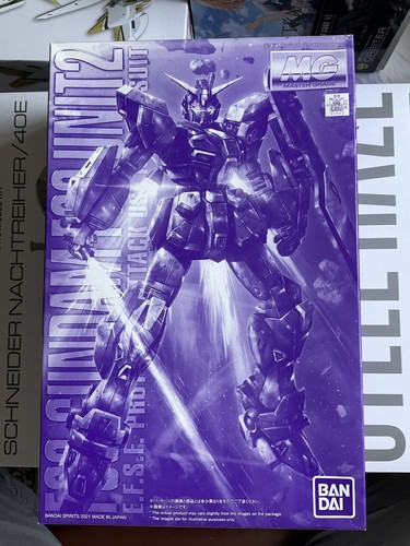 Premium bandai 100 gundam - premium,