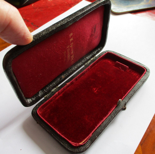Vintage medal case s m - medal,