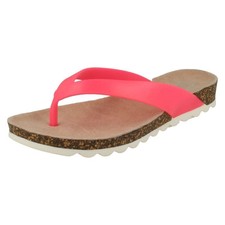 Ladies Waves Mid Wedge Toepost