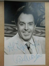 BRIAN  RIX  -  BRITISH ACTOR    -- AUTOGRAPHED PHOTO