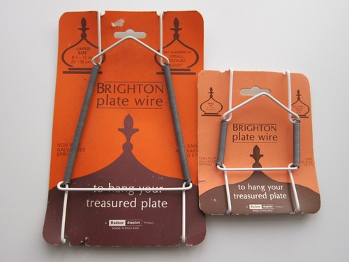 Small med plate hanging - small,