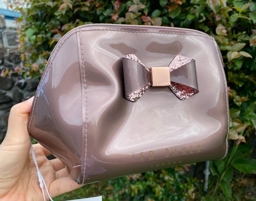 Nwt ted baker london - ted,