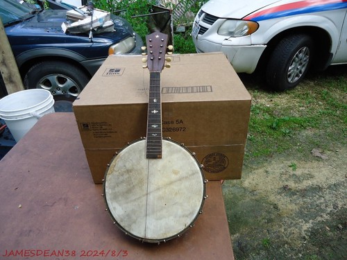 Vtg banjo mandolin ukulele - banjo,