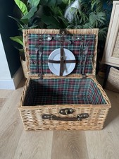 Large Wicker Hamper Picnic