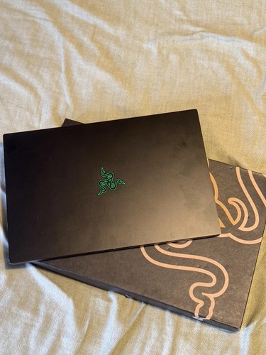 Razer blade gaming laptop - 15,