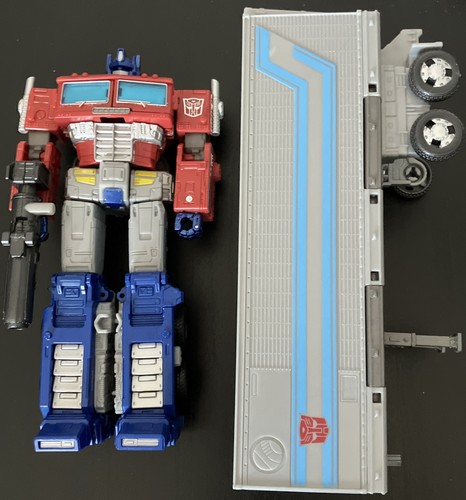 Transformers earthrise optimus - earthrise,