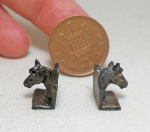Dolls house miniature bronze - dolls,